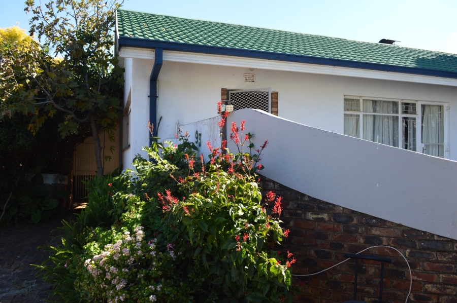 8 Bedroom Property for Sale in Wilkoppies North West
